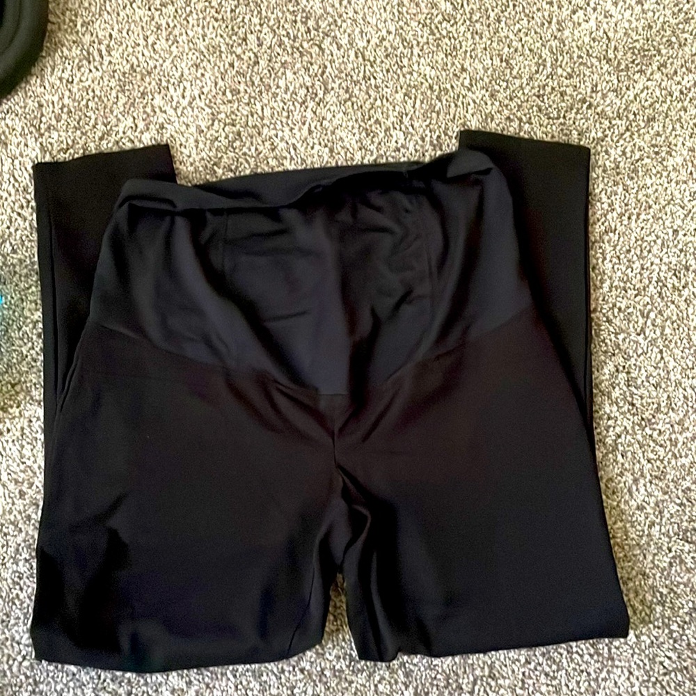 Maternity pants, size 6